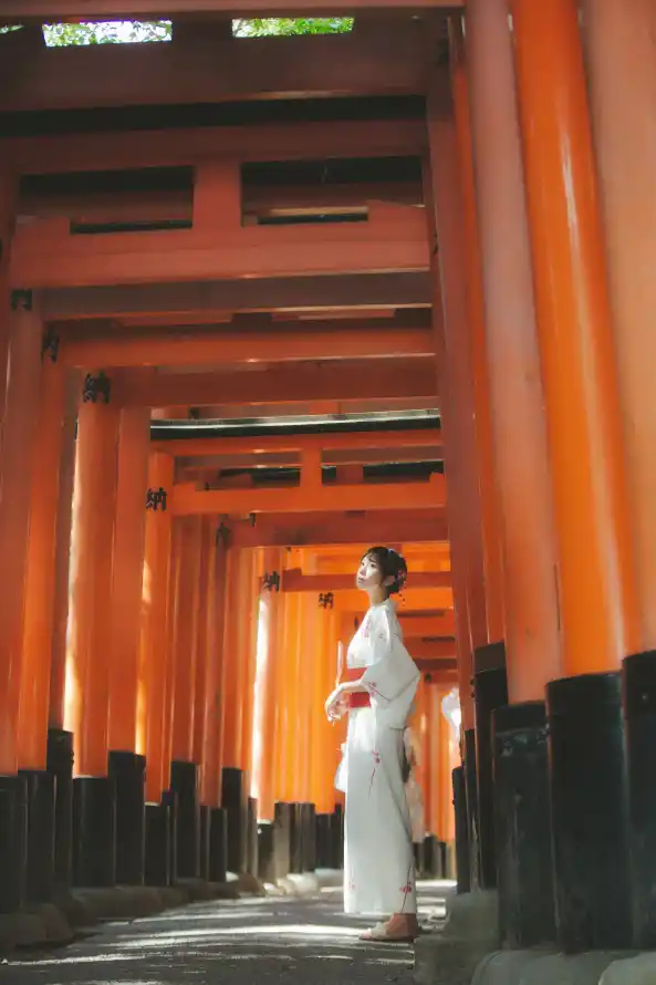 狠狠色狠狠色狠狠五月_国产精品一区二区不卡的视频_亚洲av无码一区二区二三区下载